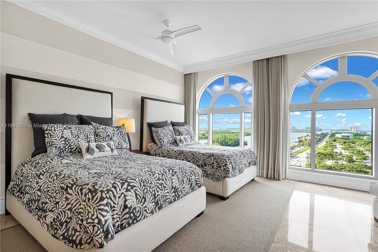 Bedroom, Interior, Water