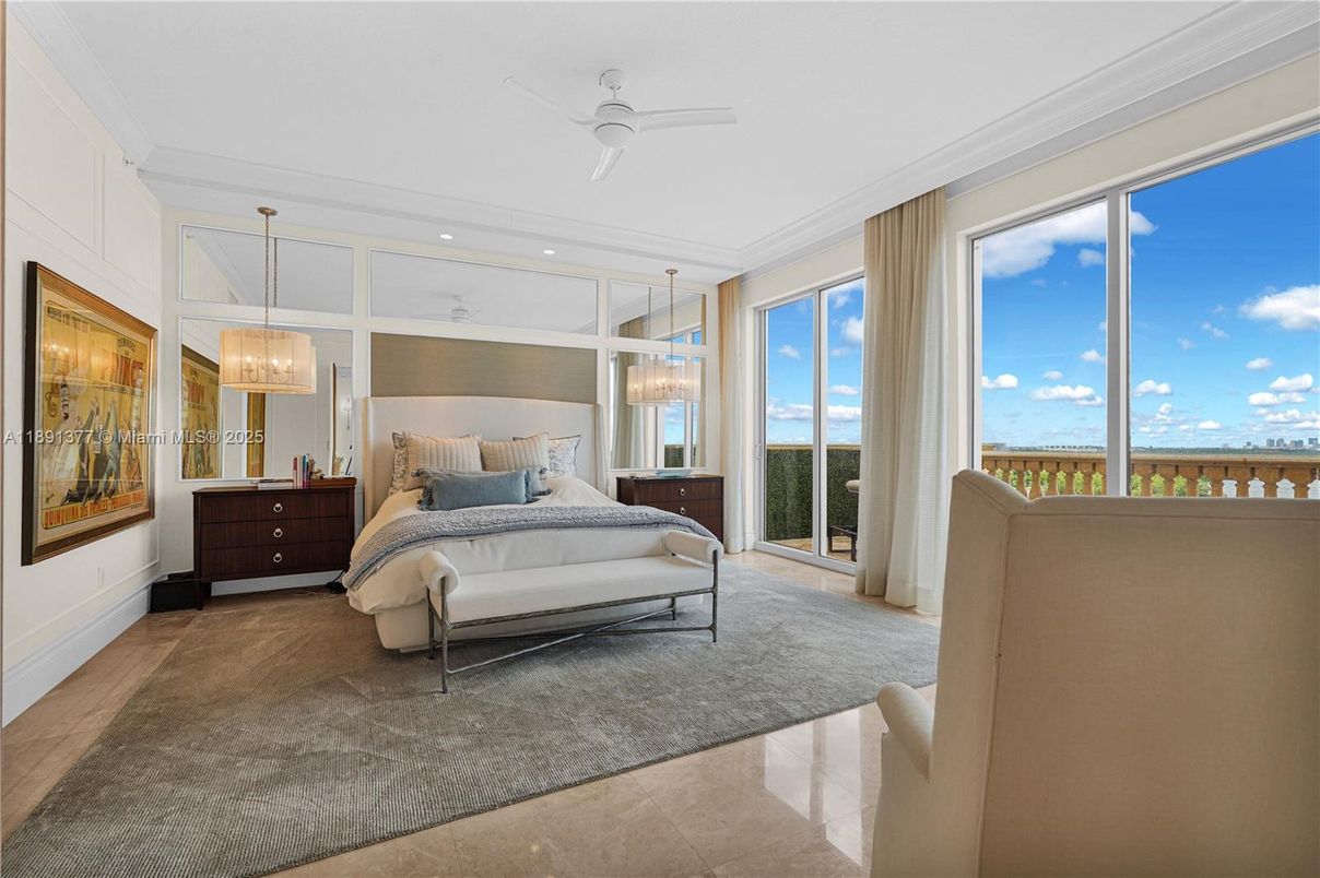 Bedroom, Chandelier, Interior, Pendant Lights, Recessed Lighting, Water