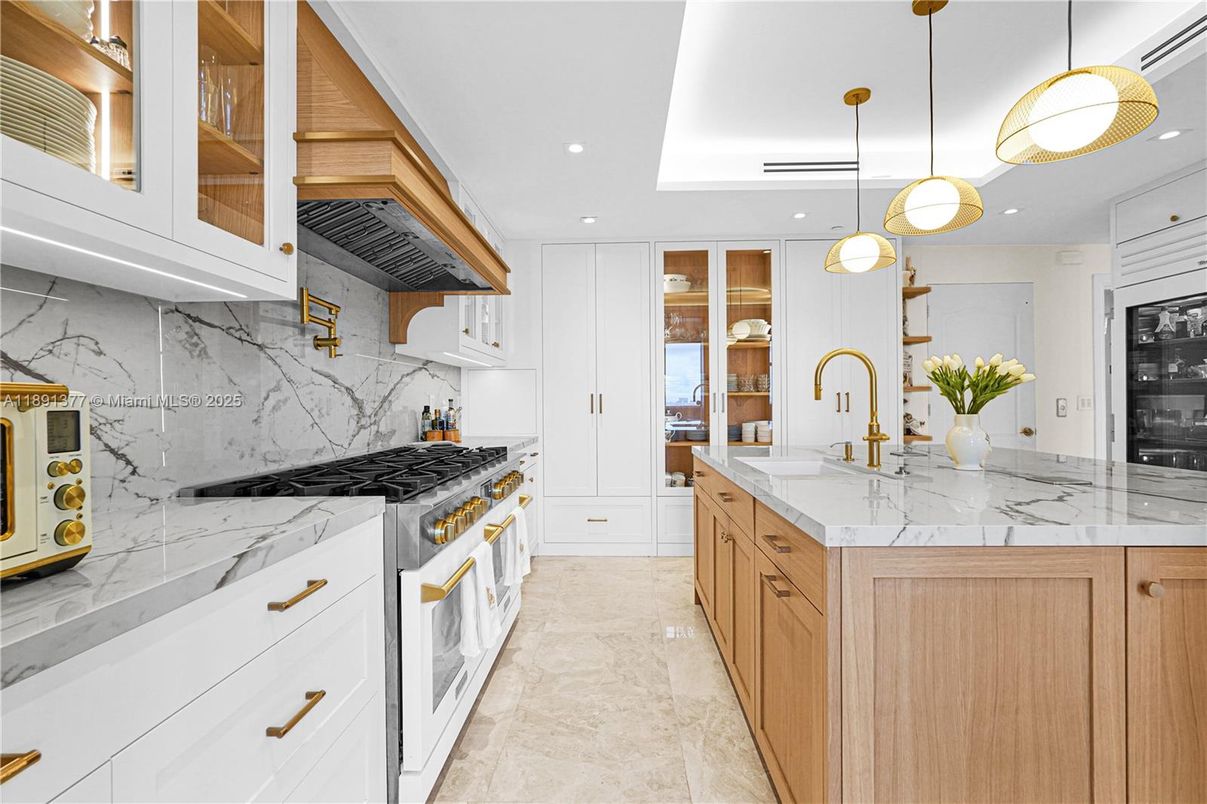 Interior, Kitchen, Marble Walls, Pendant Lights, Recessed Lighting