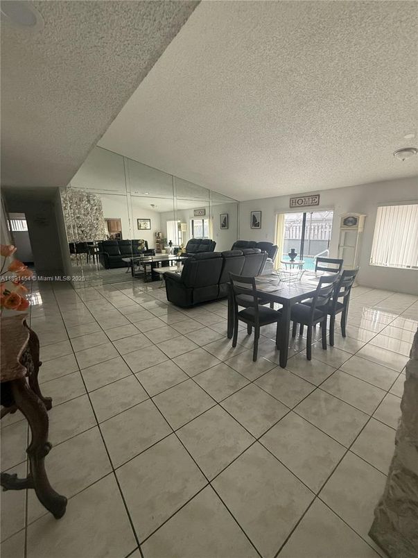 Dining room, Interior, Living room