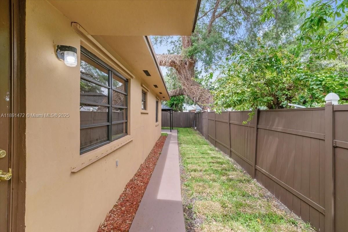 Backyard, Exterior