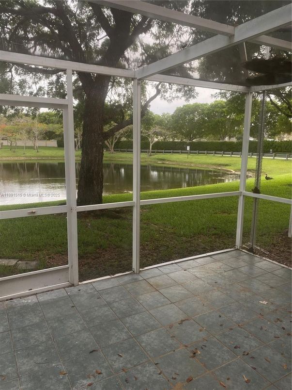 Glass Ceilings, Interior, Sun Room, Water