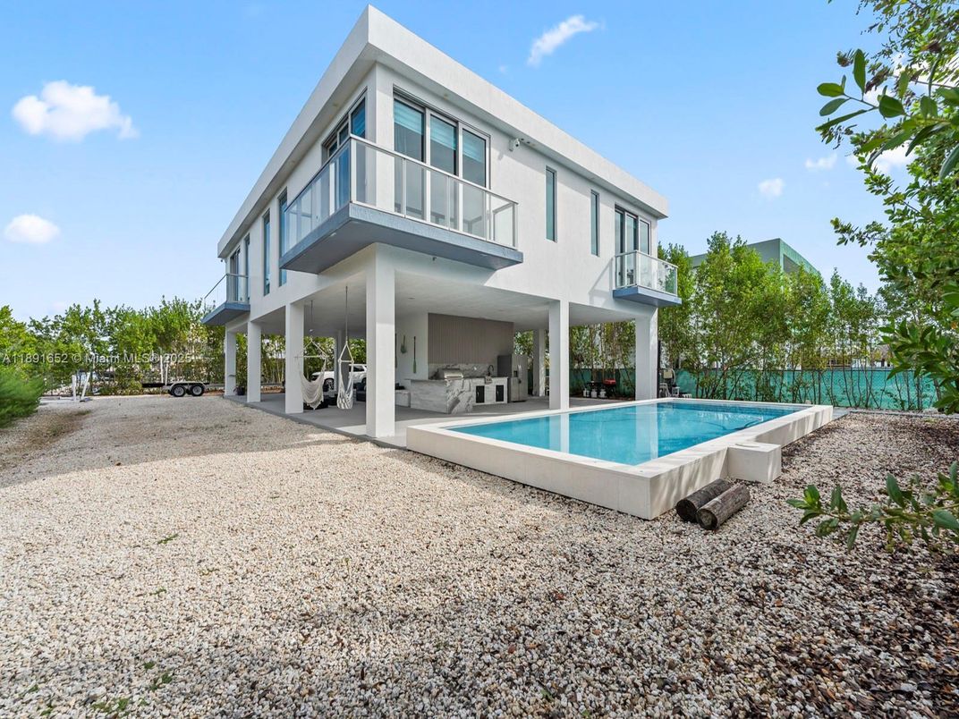 Backyard, Exterior, Pool