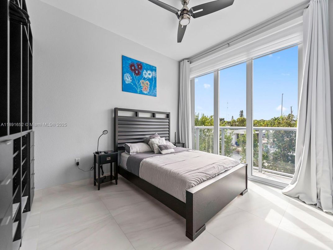 Bedroom, Interior, Water