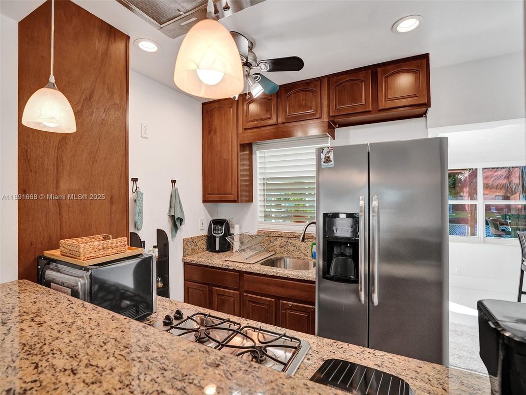 Interior, Kitchen, Recessed Lighting