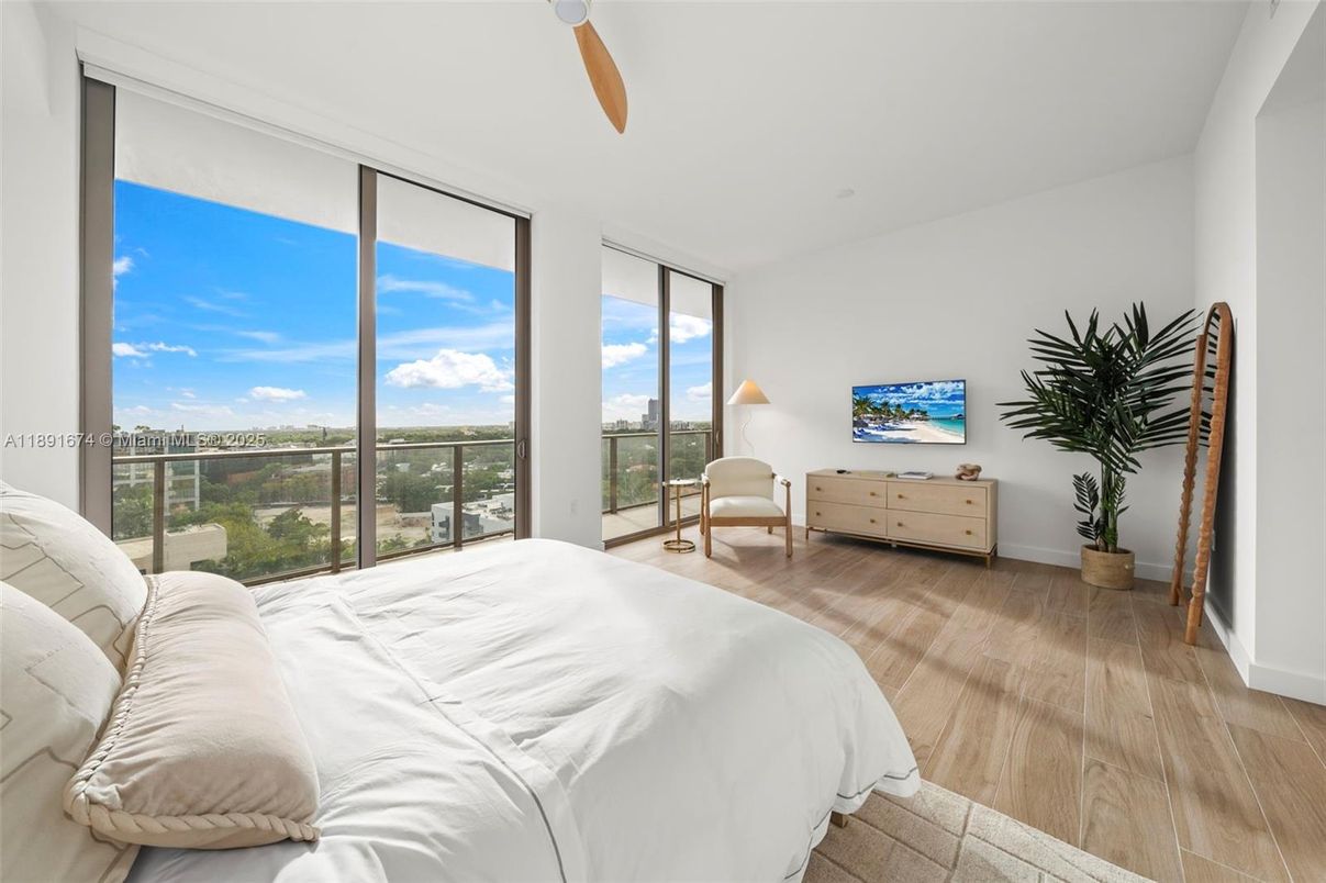 Bedroom, Interior, Water, Wood Texture Flooring