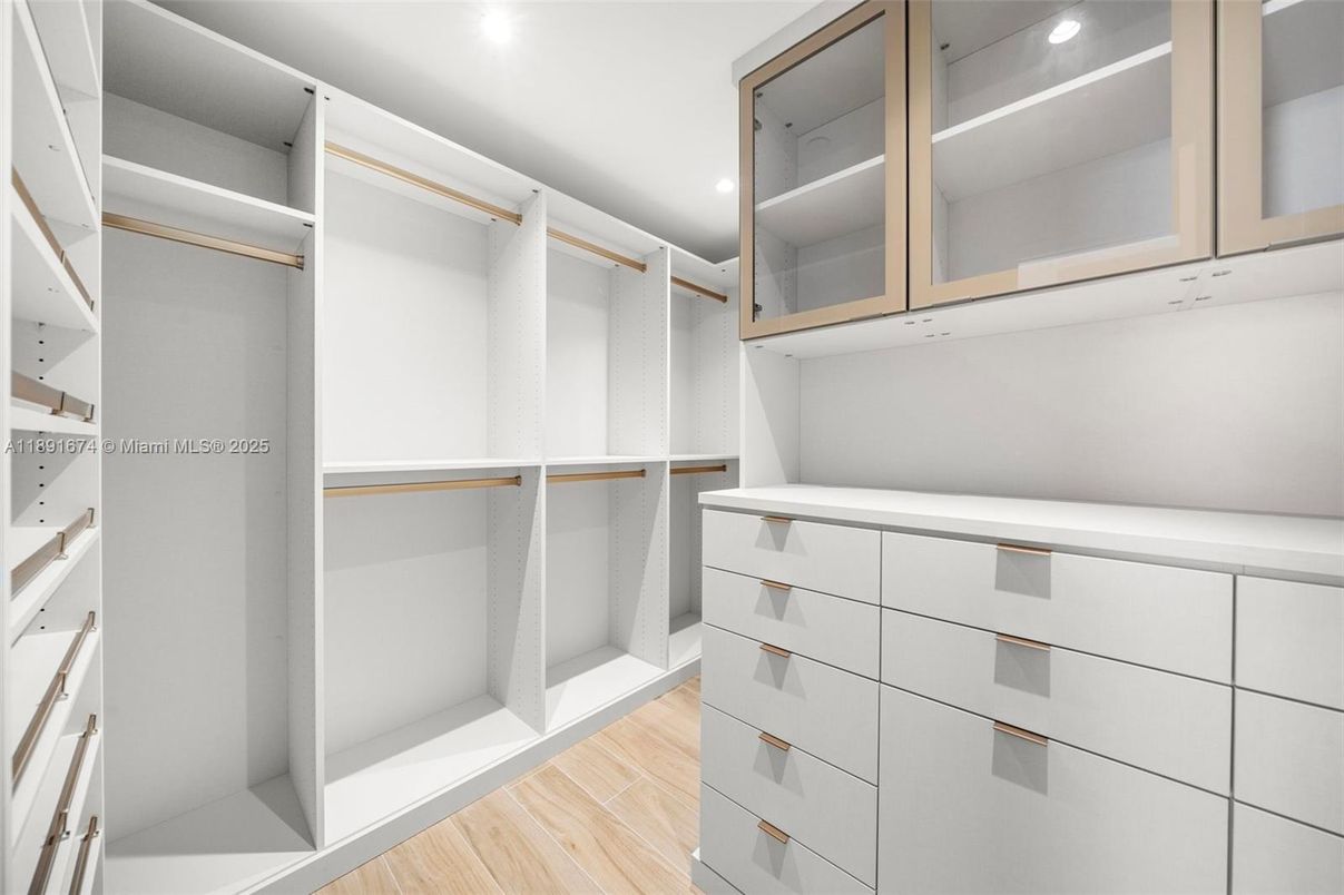 Interior, Recessed Lighting, Walk-in Closets, Wood Texture Flooring