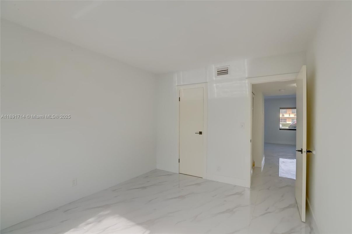 Empty room, Interior, Marble