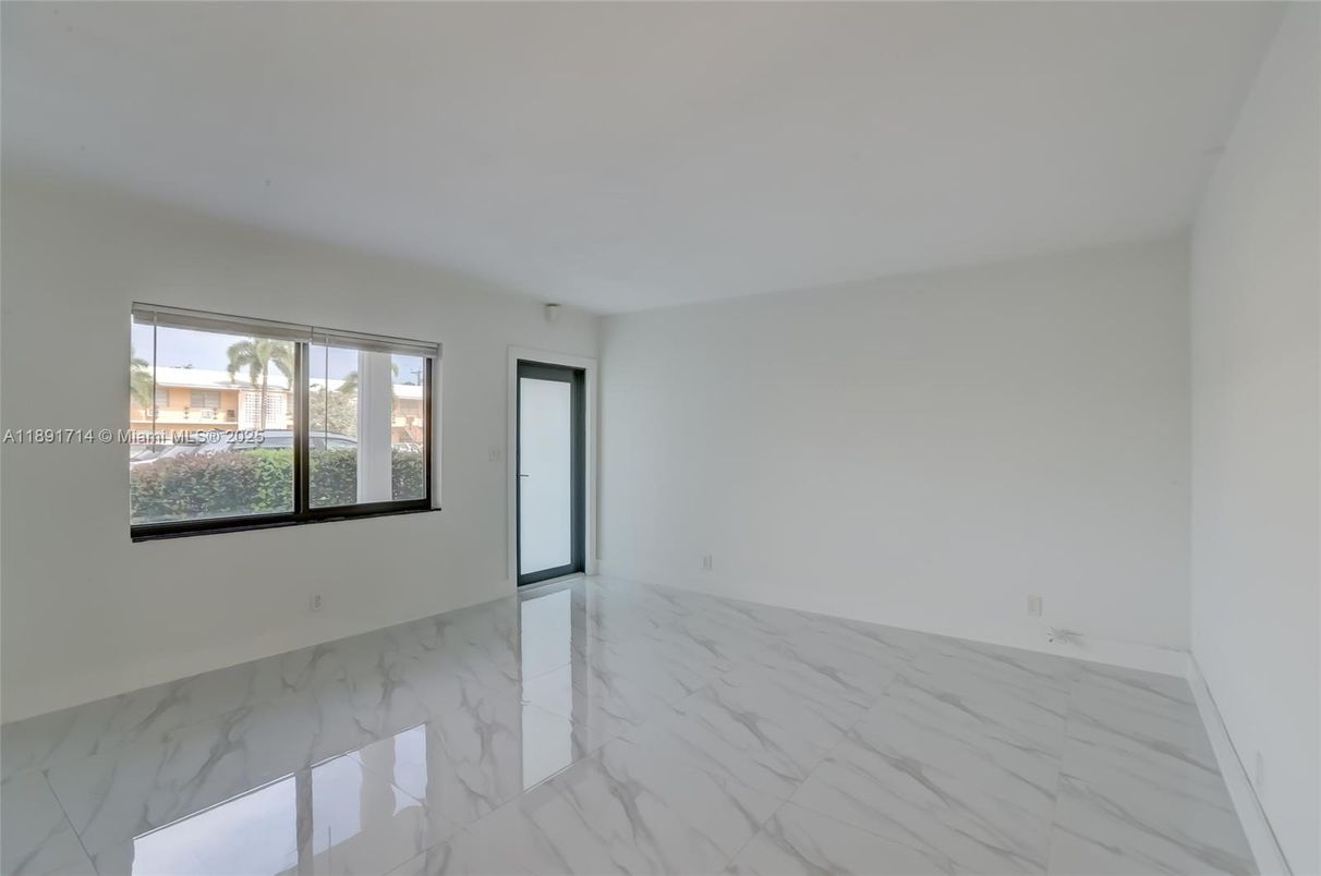 Empty room, Interior, Marble