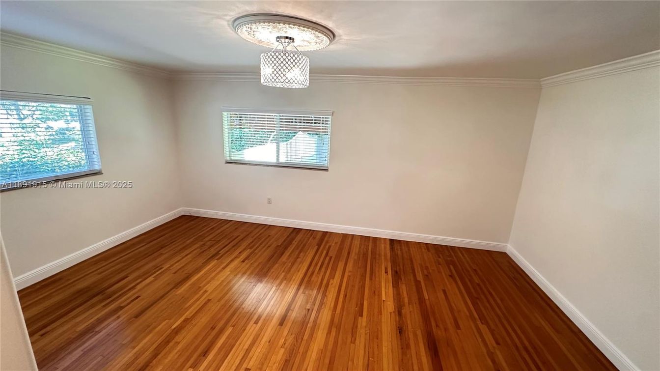 Chandelier, Empty room, Interior, Wood Texture Flooring