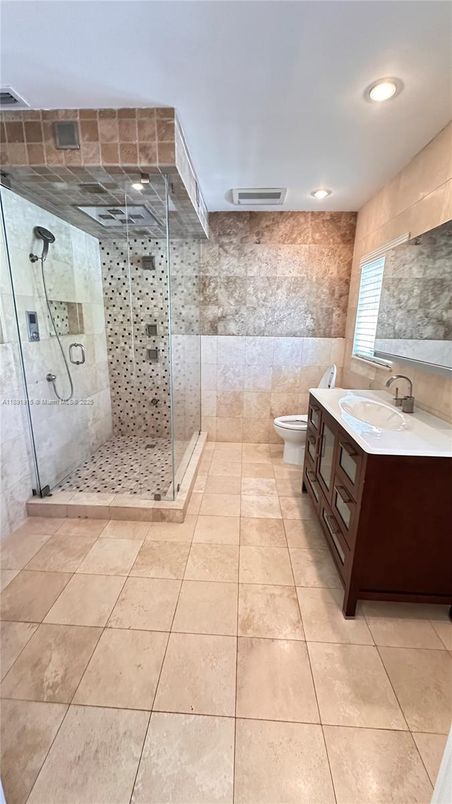 Bathroom, Dual Sink Vanities, Glass Shower, Interior, Recessed Lighting