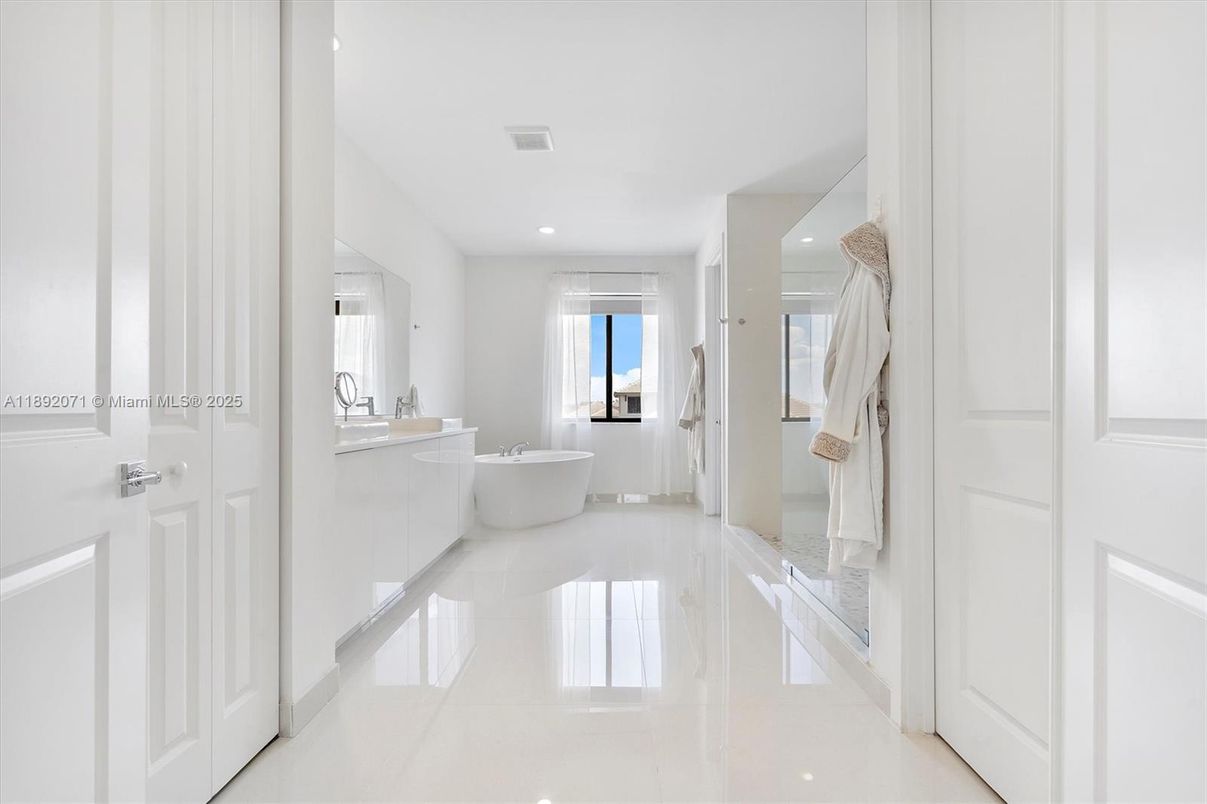 Bathroom, Free Standing Baths, Interior, Recessed Lighting
