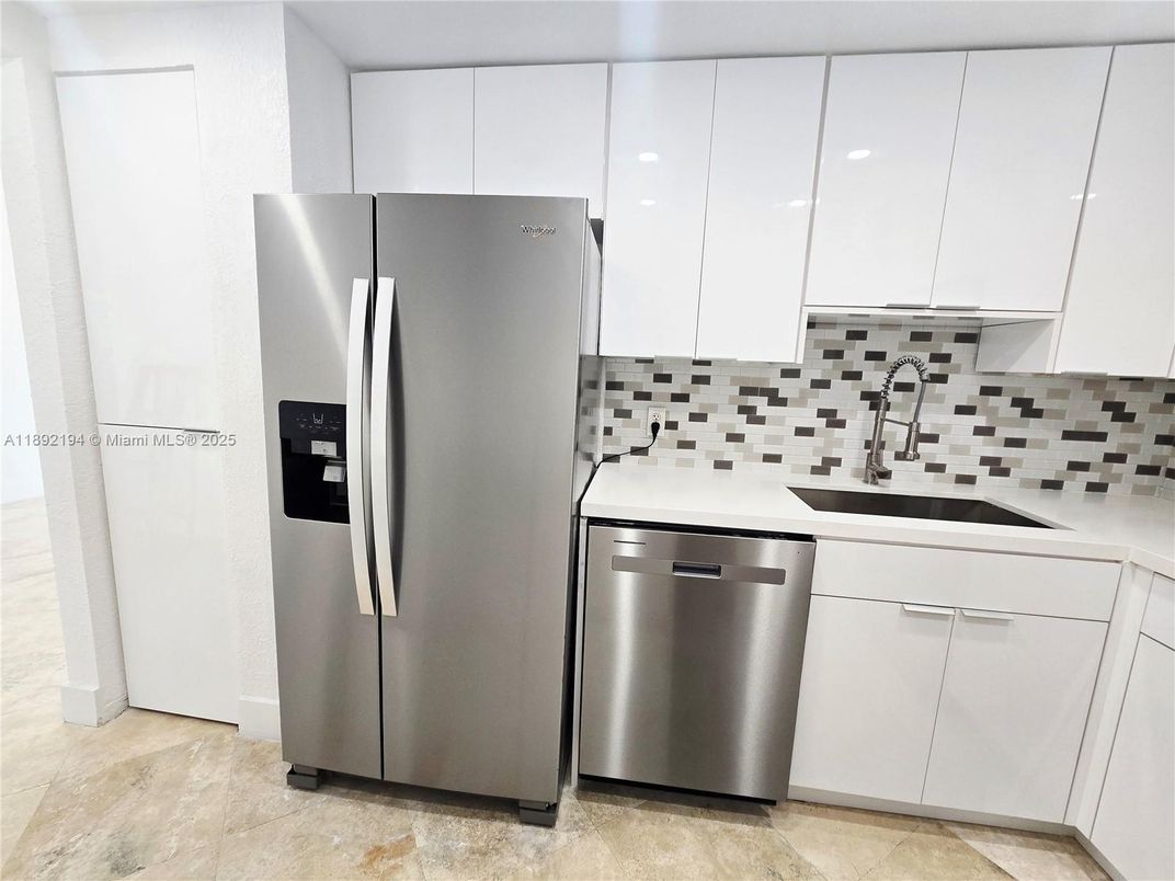 Interior, Kitchen, Stainless Steel Appliances