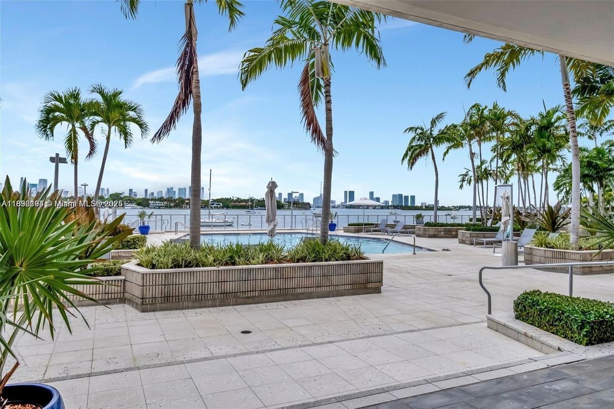 Exterior, Pool, Water