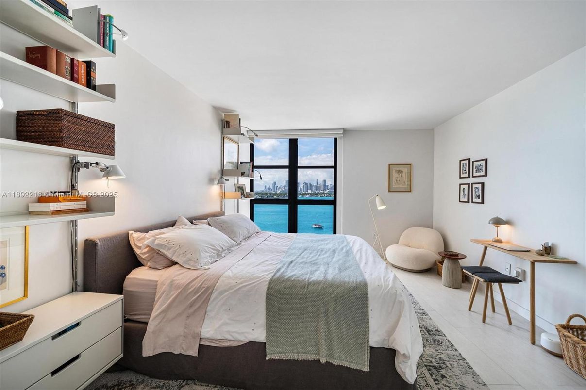 Bedroom, Interior, Water