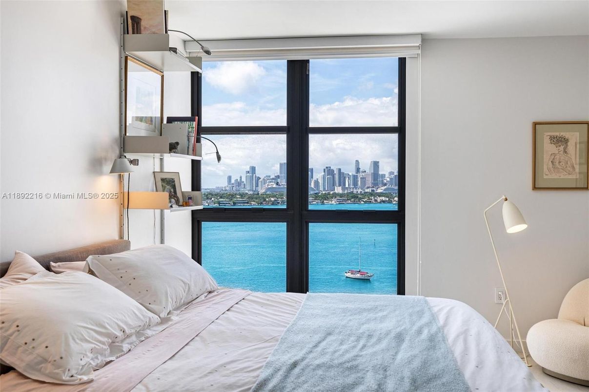 Bedroom, Interior, Water