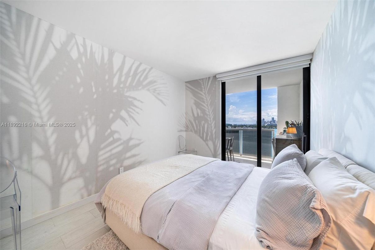 Bedroom, Interior, Water, Wood Texture Flooring