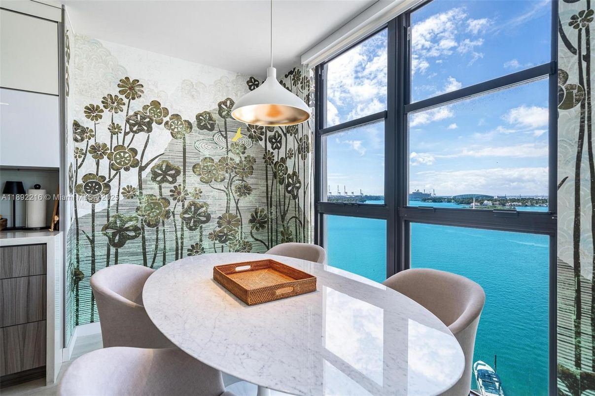 Dining room, Interior, Pendant Lights, Water