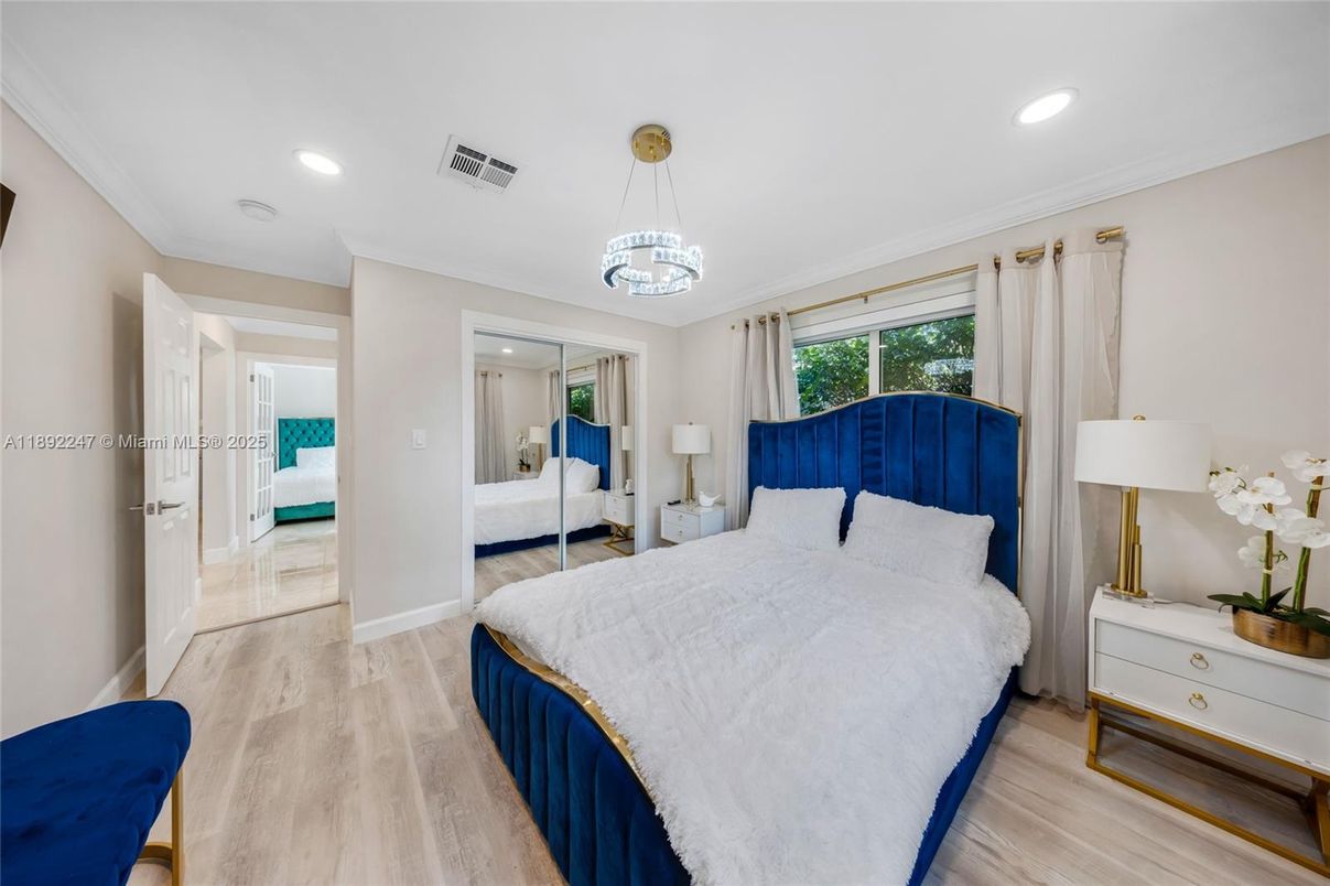 Bedroom, Interior, Pendant Lights, Recessed Lighting, Wood Texture Flooring