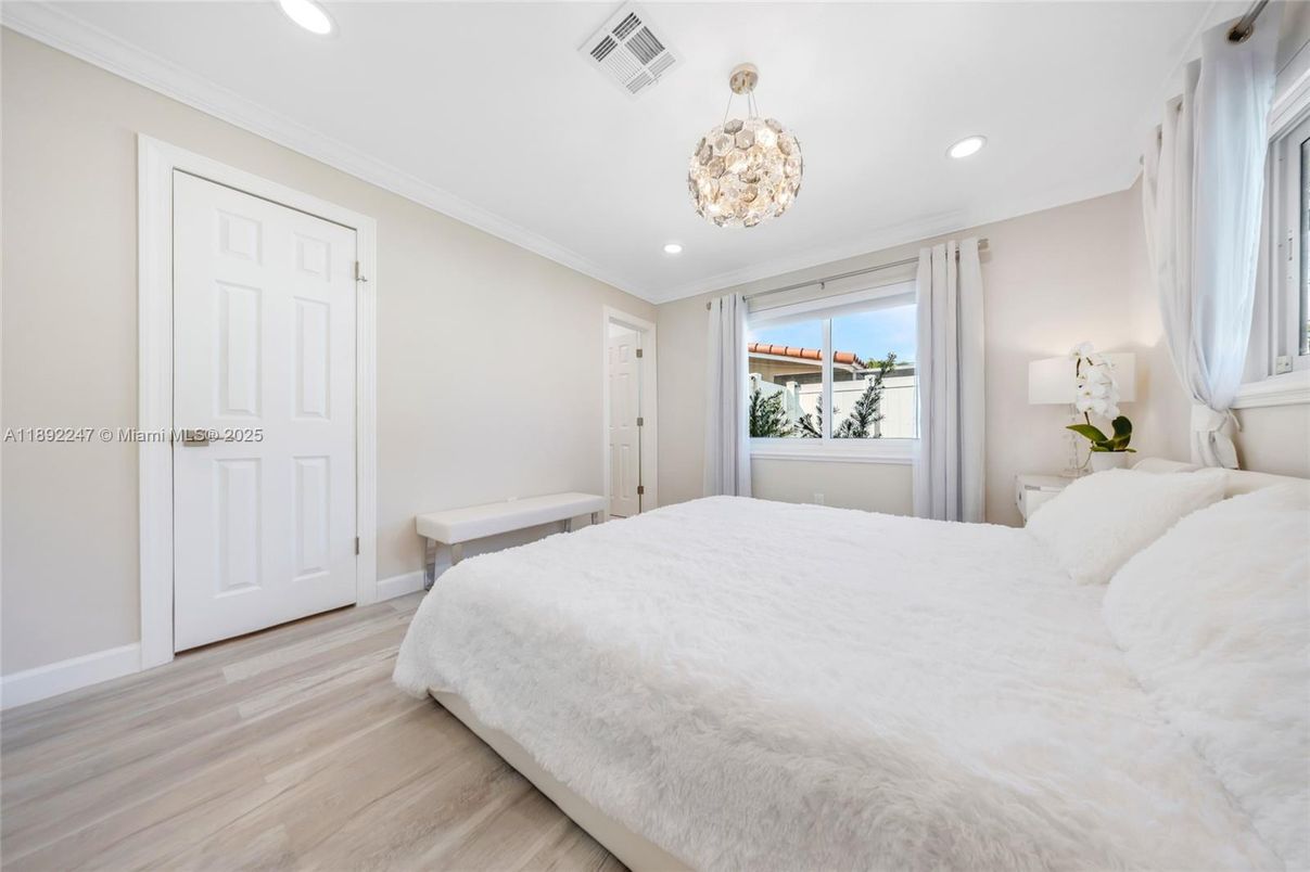 Bedroom, Chandelier, Interior, Recessed Lighting, Wood Texture Flooring
