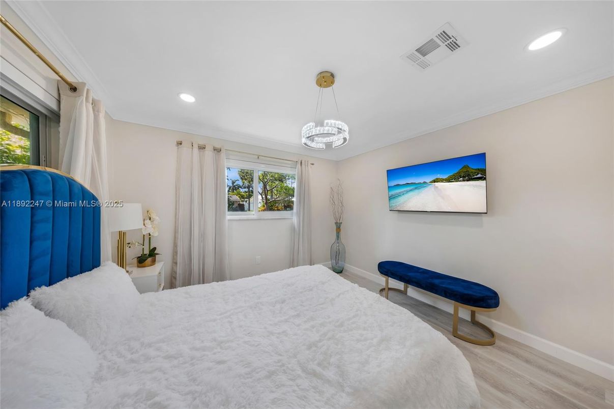 Bedroom, Interior, Pendant Lights, Recessed Lighting, Wood Texture Flooring