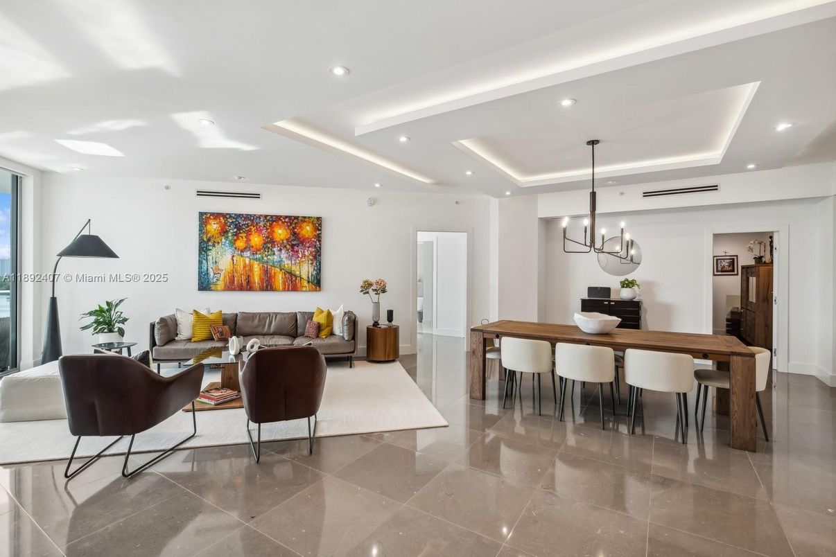 Chandelier, Dining room, Interior, Living room, Recessed Lighting