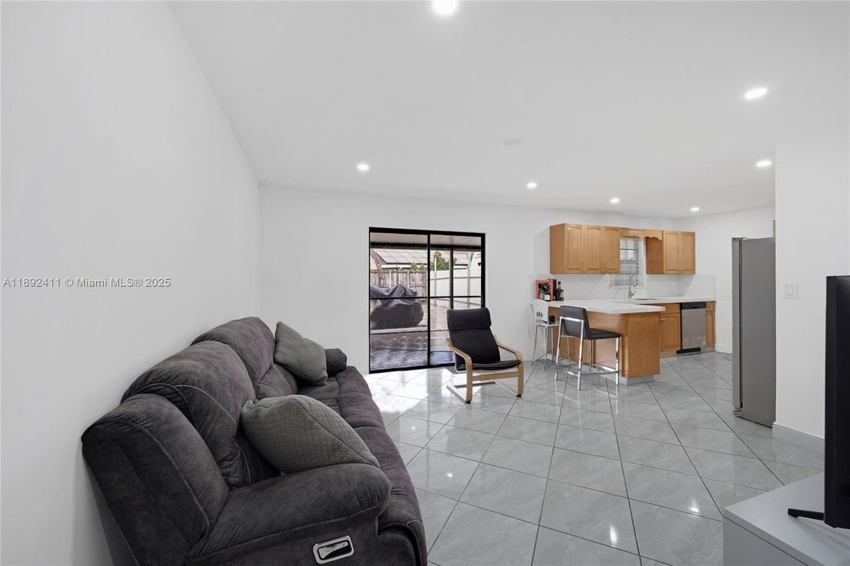Interior, Kitchen, Living room, Recessed Lighting