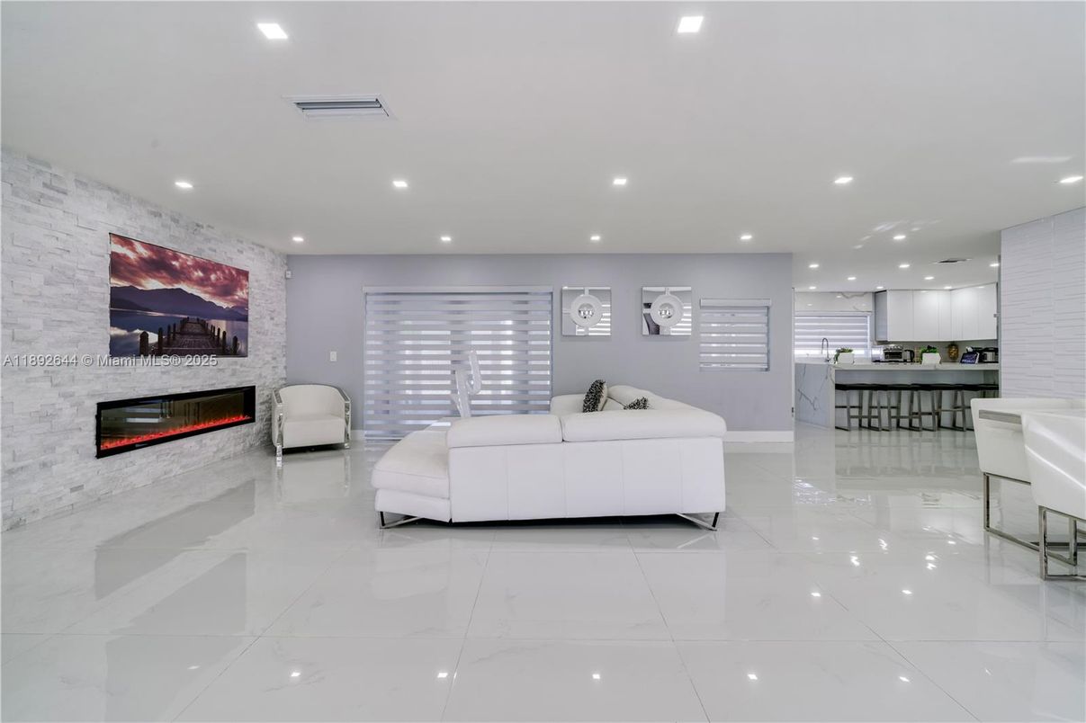 Fireplace, Interior, Kitchen, Living room, Recessed Lighting