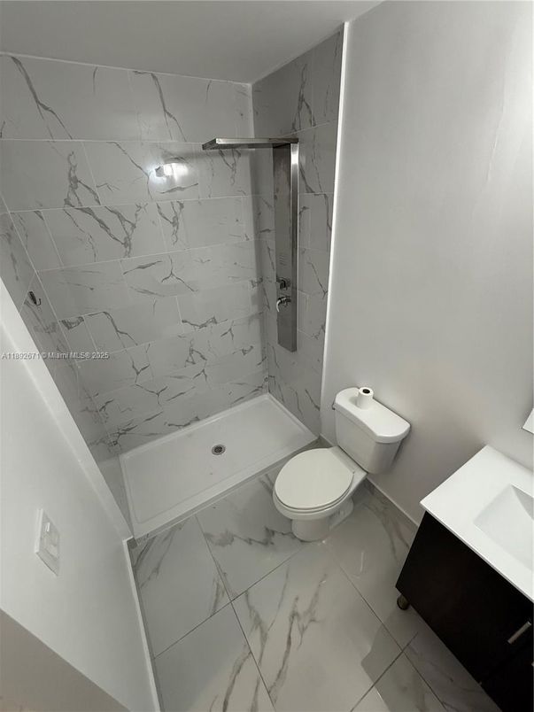 Bathroom, Interior, Marble, Marble Walls