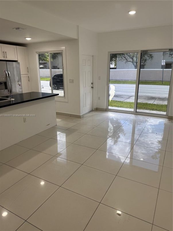 Empty room, Interior, Kitchen, Recessed Lighting, Stainless Steel Appliances