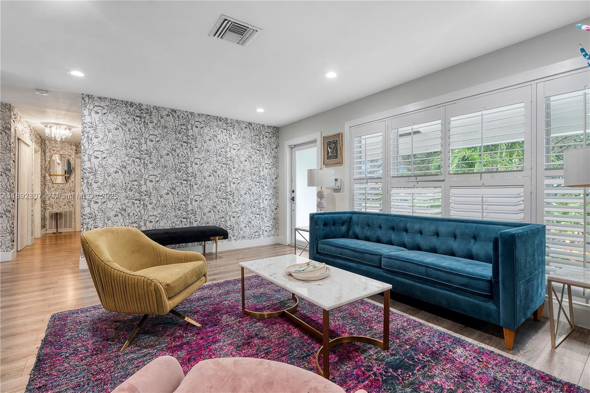 Interior, Living room, Recessed Lighting, Wood Texture Flooring