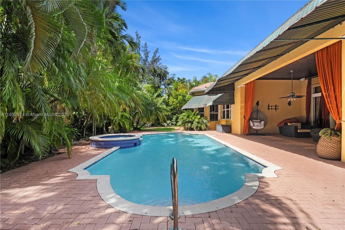 Exterior, Pool, Solar Panels