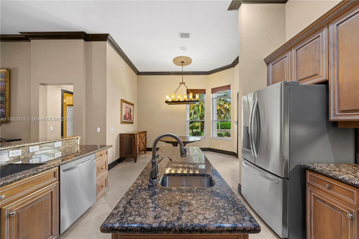 Chandelier, Interior, Kitchen, Pendant Lights