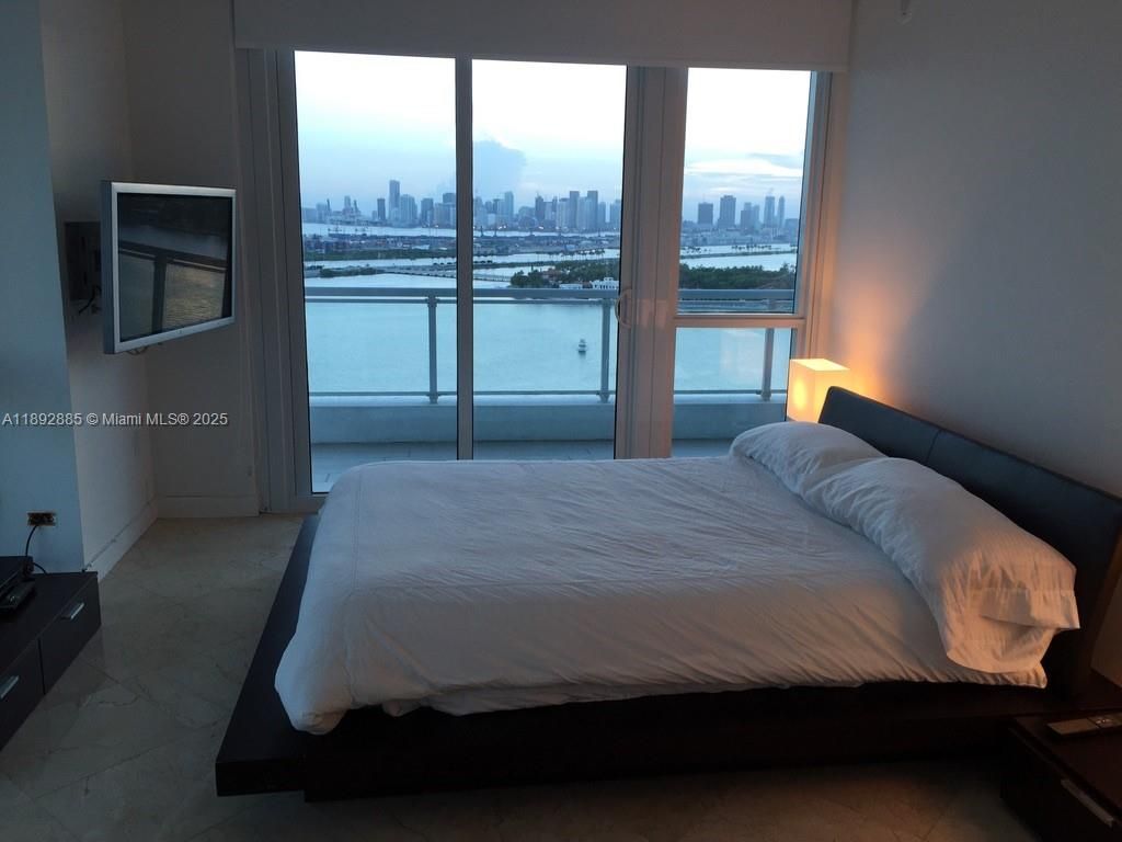 Bedroom, Interior, Water