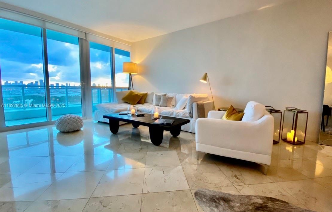Interior, Living room, Water