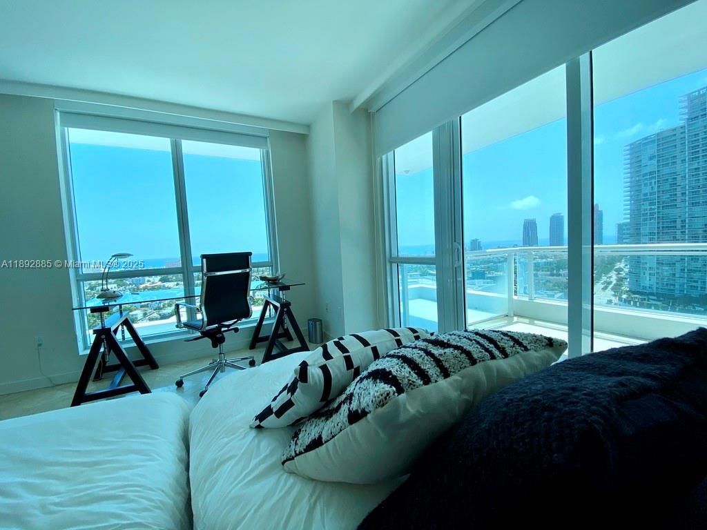 Bedroom, Home Office, Interior, Water