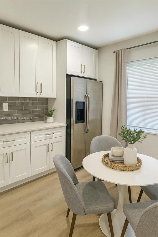 Dining room, Interior, Kitchen, Recessed Lighting, Wood Texture Flooring