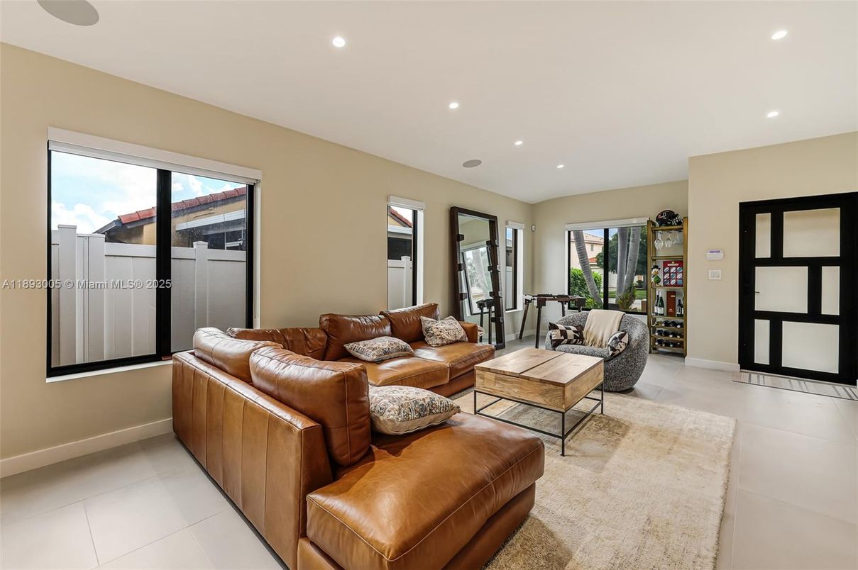 Interior, Living room, Recessed Lighting