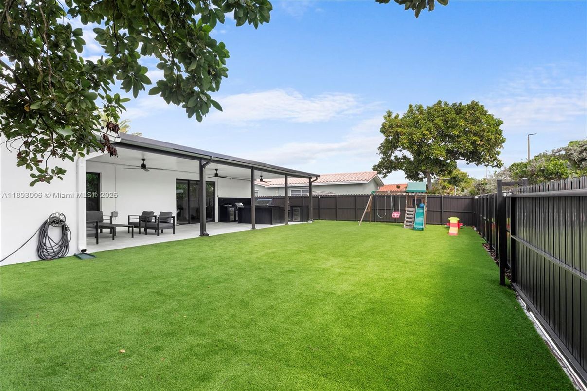 Backyard, Exterior, Playground