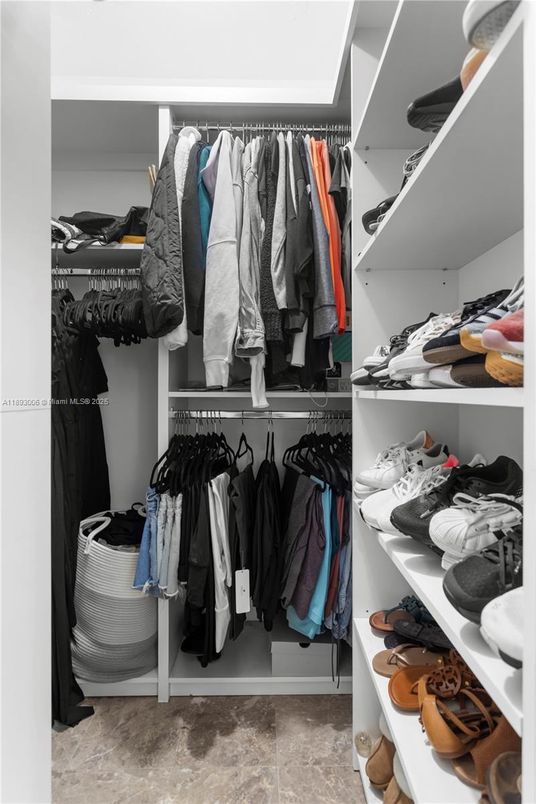 Interior, Walk-in Closets