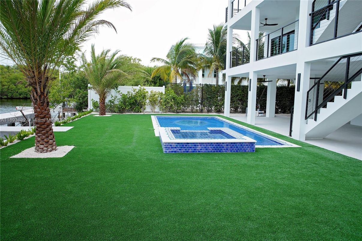 Backyard, Exterior, Pool
