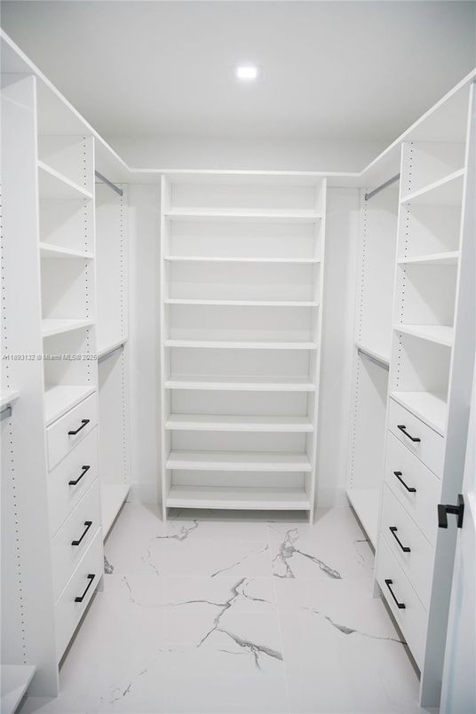 Interior, Marble, Recessed Lighting, Walk-in Closets