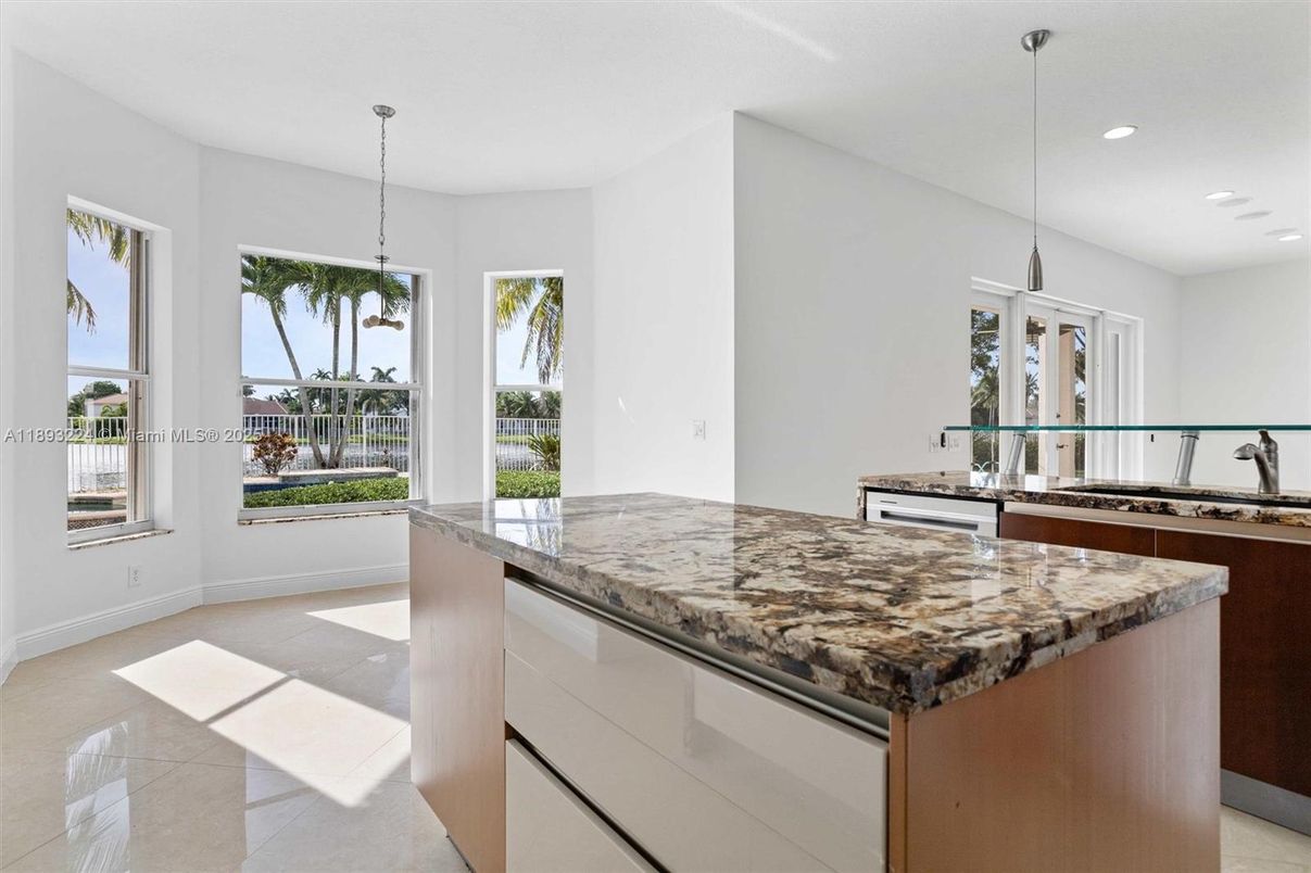 Interior, Kitchen, Pendant Lights, Recessed Lighting