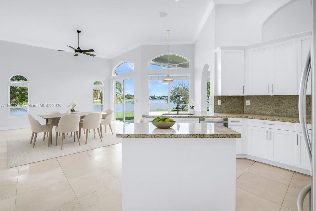 Dining room, Interior, Kitchen, Pendant Lights, Water