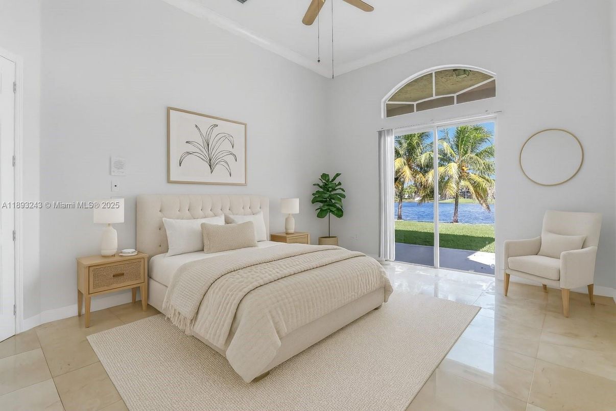 Bedroom, Interior, Water