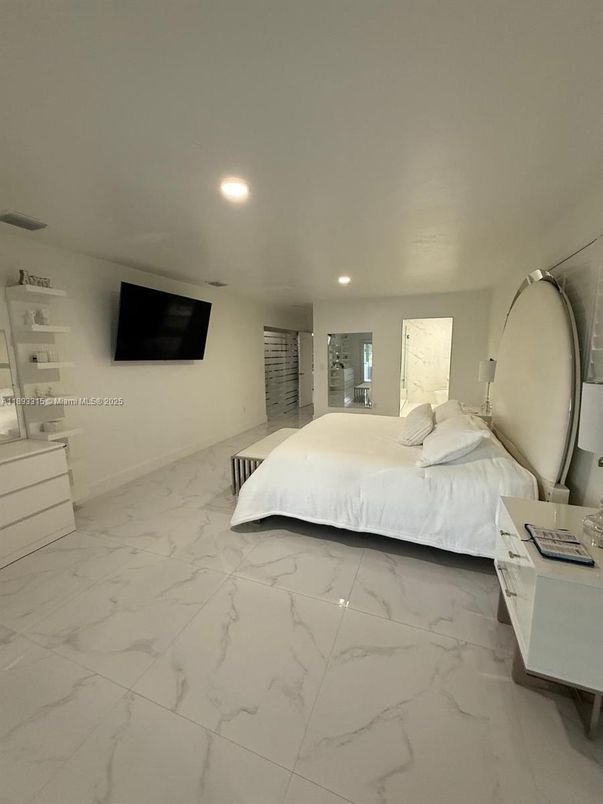Bedroom, Interior, Marble, Recessed Lighting