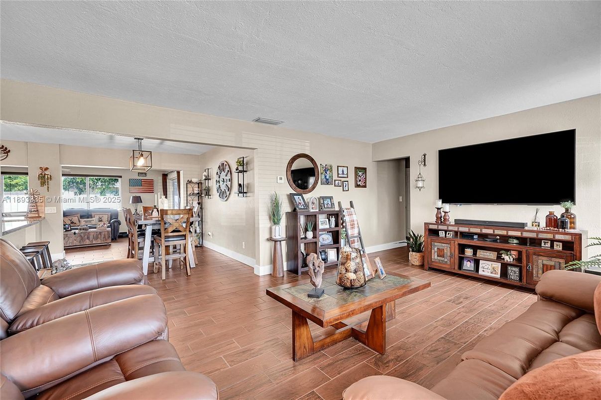 Dining room, Interior, Living room, Pendant Lights, Wood Texture Flooring