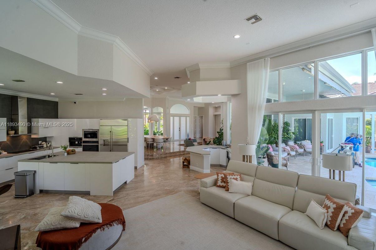 Dining room, Interior, Kitchen, Living room, Recessed Lighting, Stainless Steel Appliances