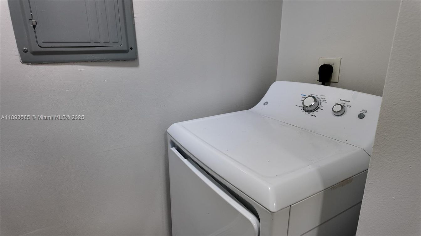 Interior, Utility Closets, Washer