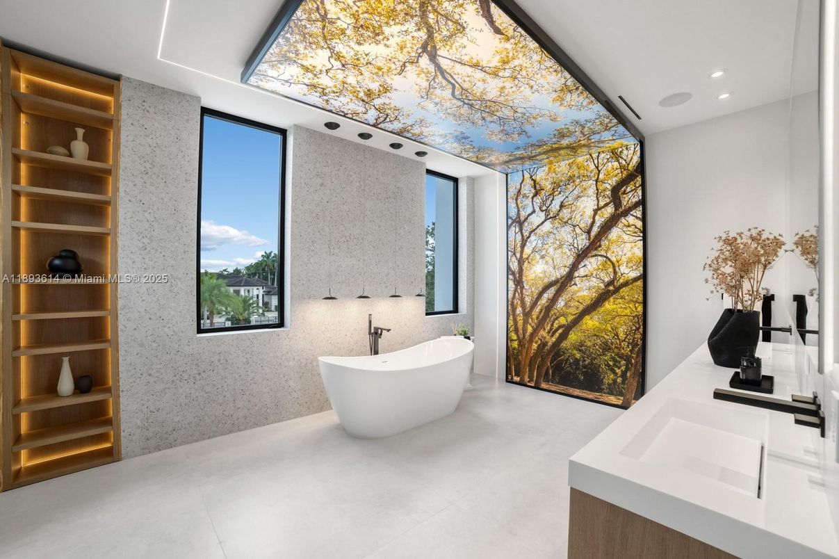 Bathroom, Dual Sink Vanities, Free Standing Baths, Interior, Recessed Lighting
